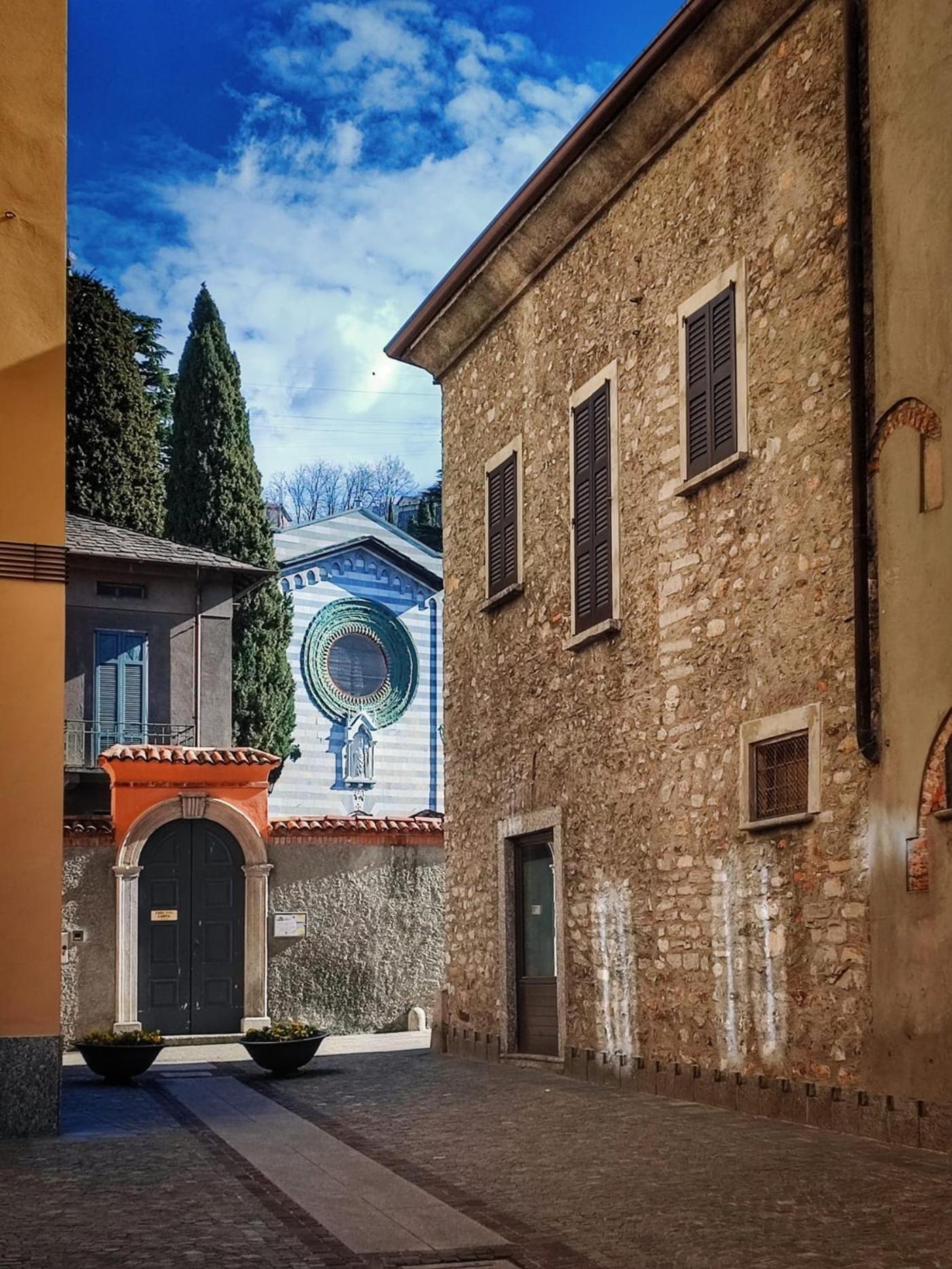 Casa Luisa Lägenhet Bellano Exteriör bild