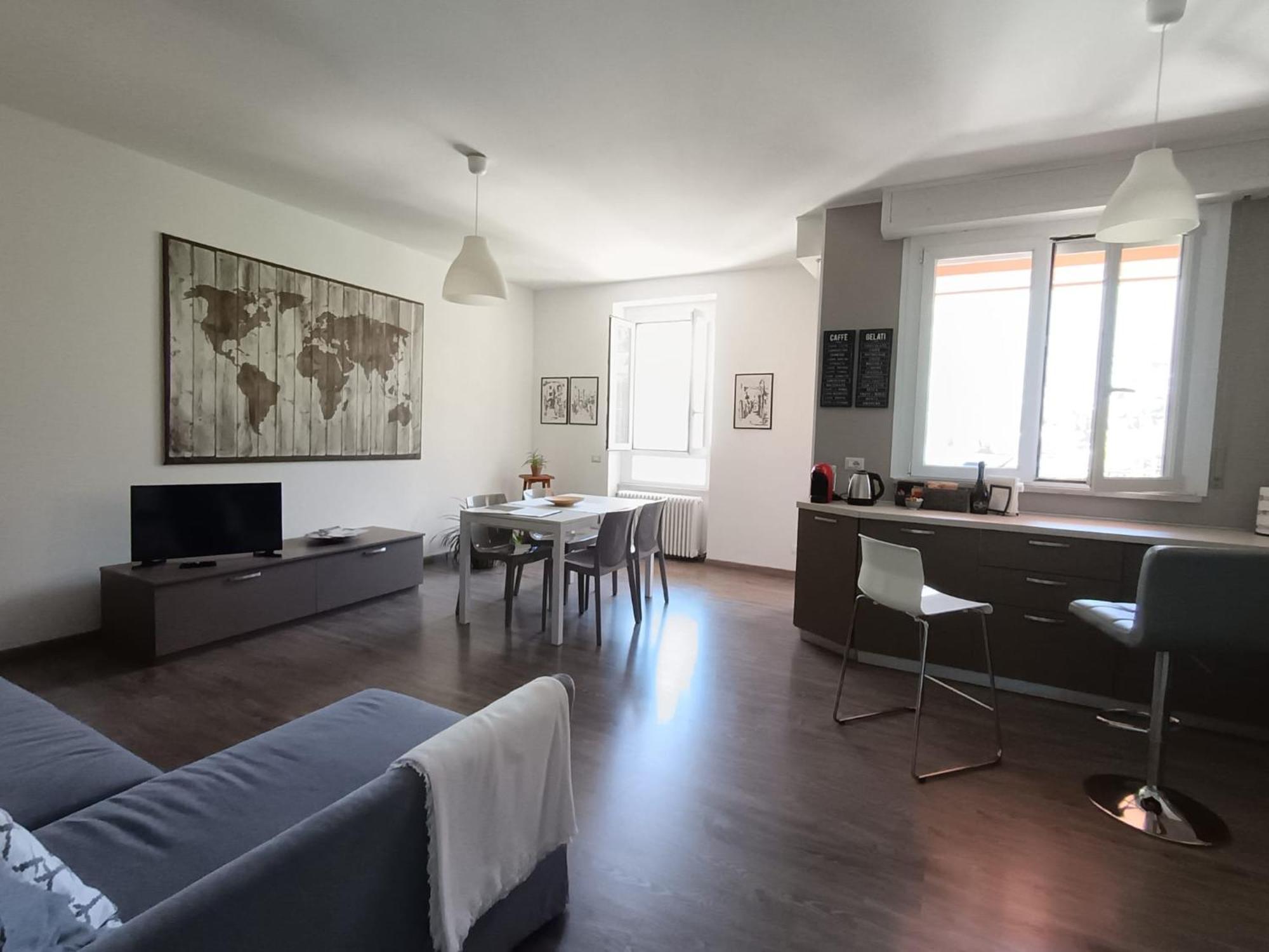 Casa Luisa Lägenhet Bellano Exteriör bild